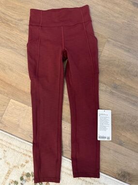 Lululemon Invigorate HR Crop 23”